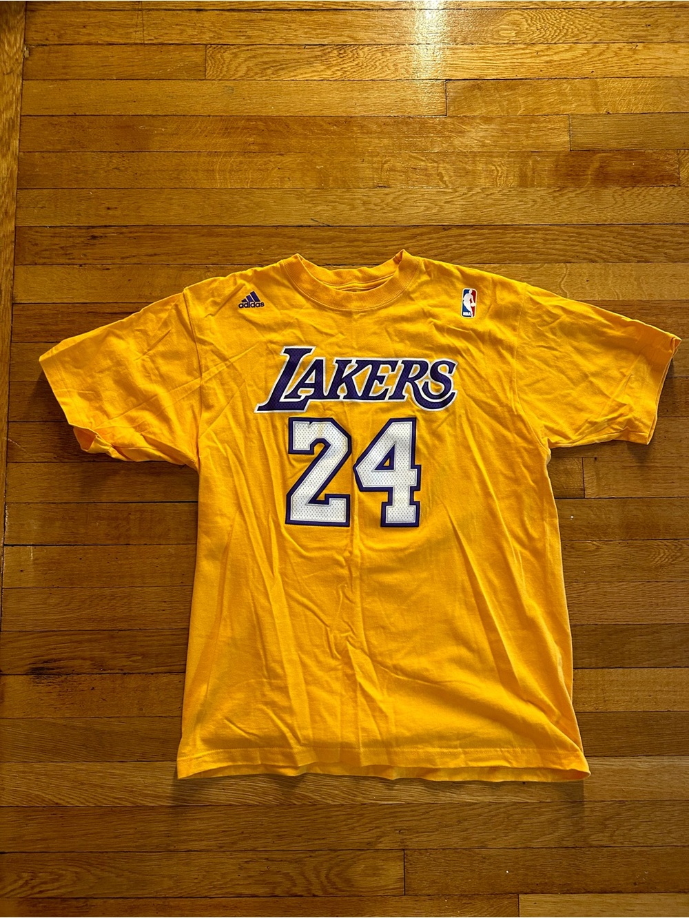 Adidas Kobe Bryant Men’s Medium Los Angeles Lakers #24 Gold T Shirt